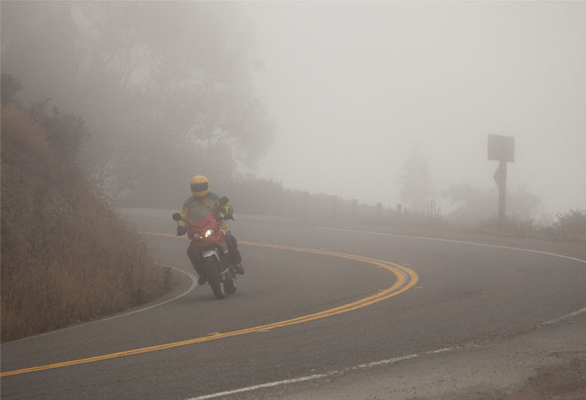 moto-niebla